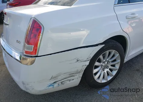 2013 Chrysler 300 Motown from USA, damaged, VIN 2C3CCAAG9DH504011